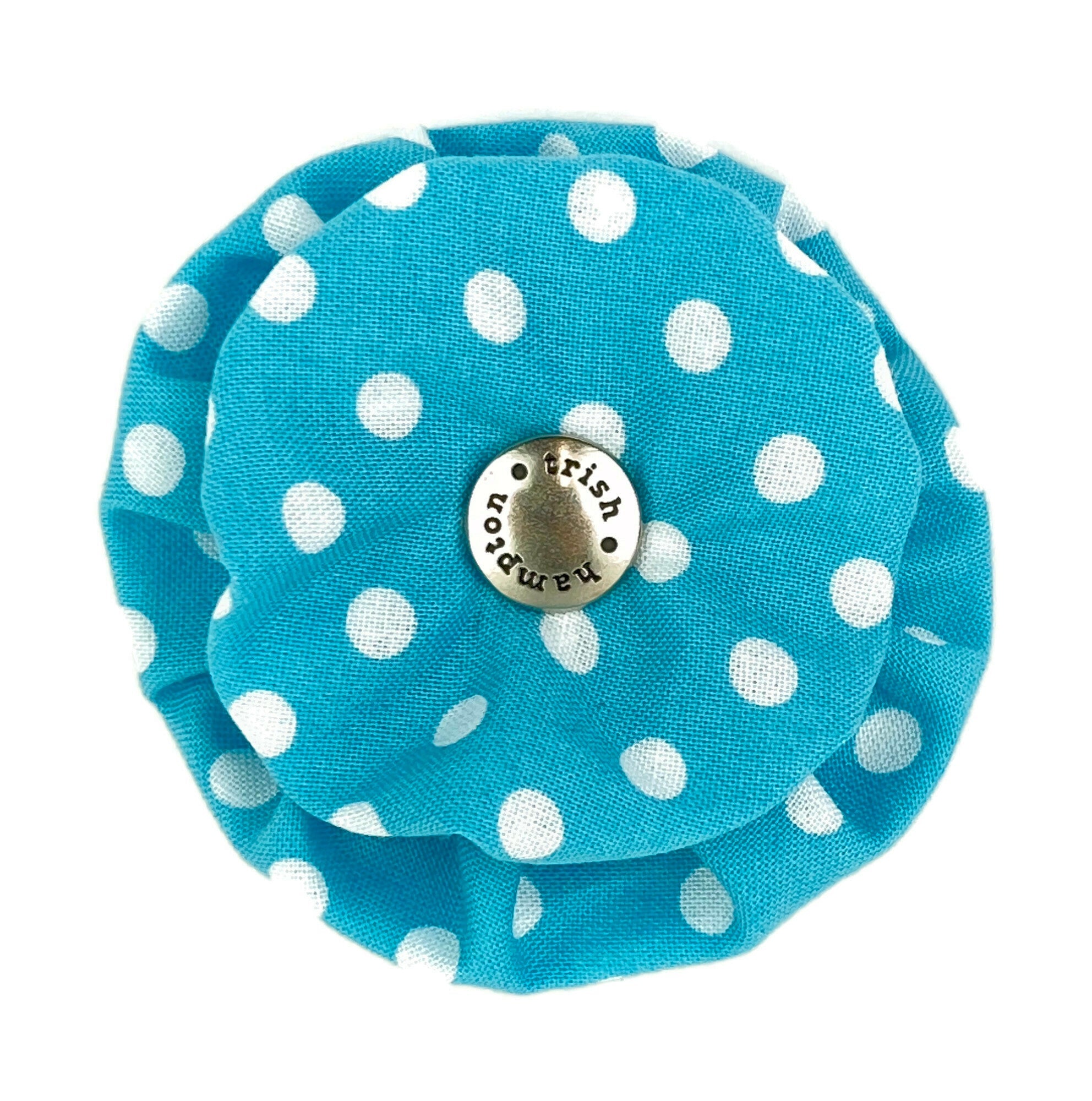 Turquoise/White Dot Dog Blossom - 513