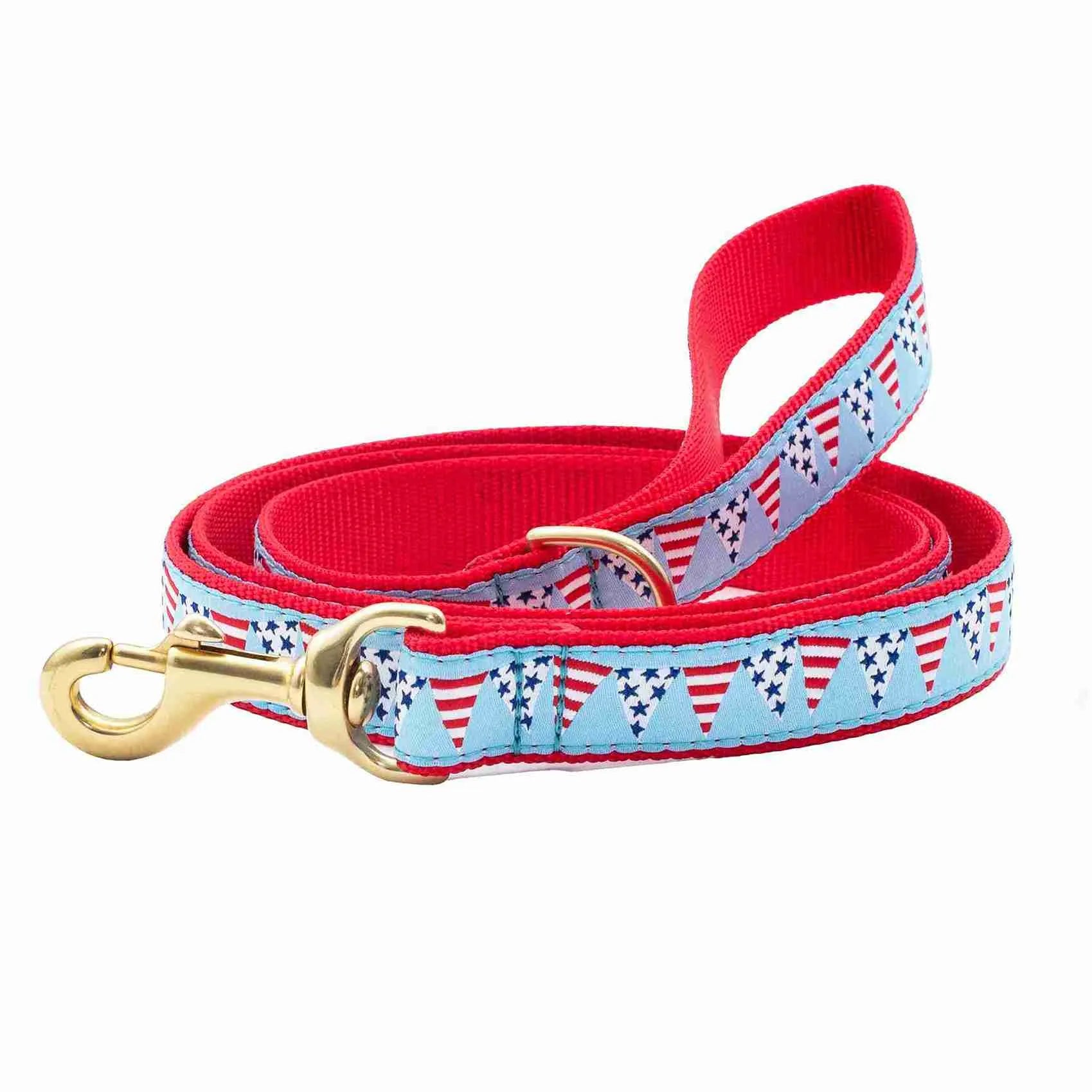 Party in the USA dog lead with patriotic red, white, and blue bunting design